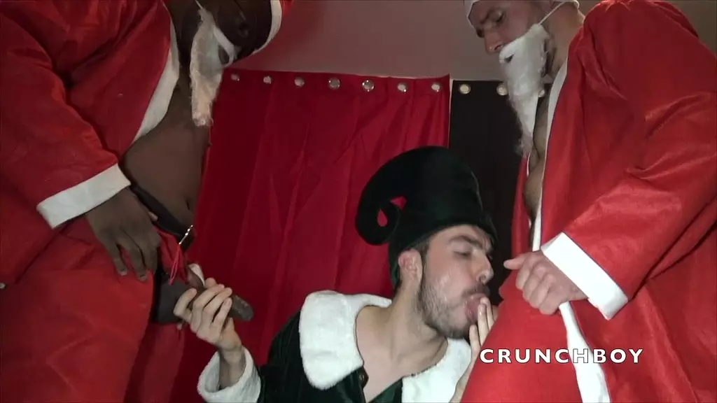 Кевина жестко трахнул Санта-Клаус