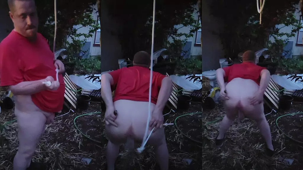 грязная клизма у меня на заднем дворе