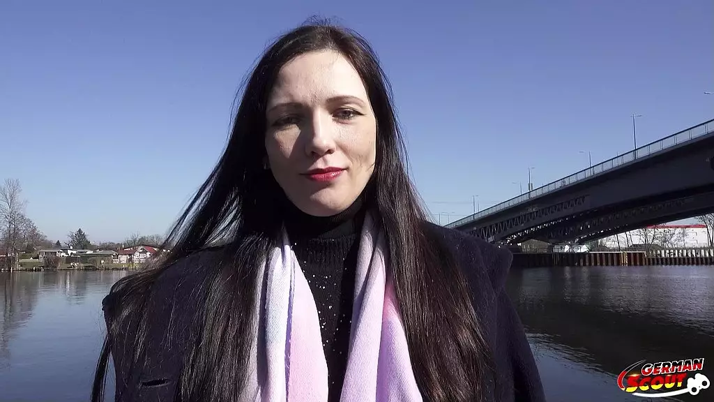 немецкий разведчик - первый анальный секс для пумы с маленькими сиськами рины елены на кастинге