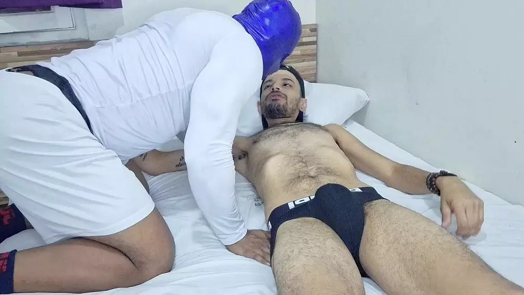 удар по голове профессора, преподающего академию, умный фит - полная подборка