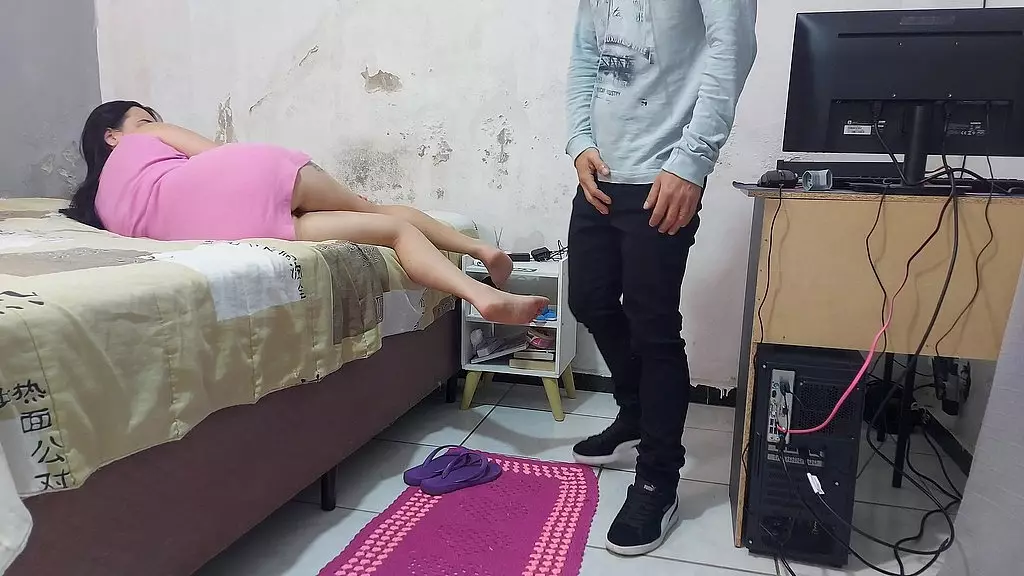 Одинокий дом не сопротивляется технике сети и фазе о браке!