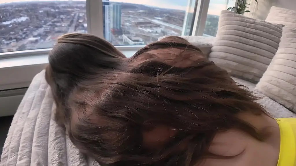 грудастая сводная сестренка никогда не играла