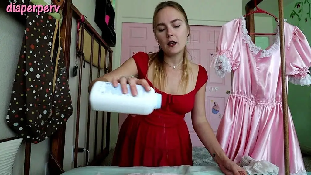 чувственная тренировка сисси-дырки в подгузниках с Викой