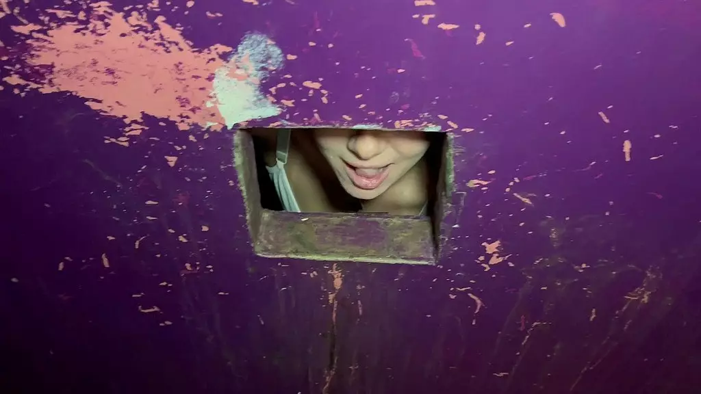 uma casada conhecendo как деликатесы uma casa de Качели