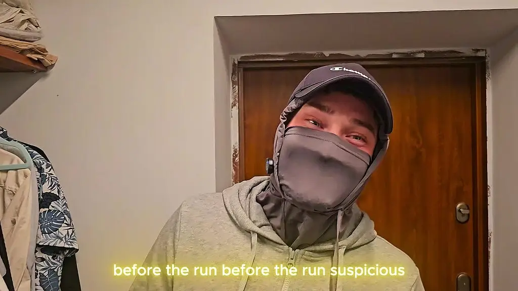 кончить в задницу перед девушкой