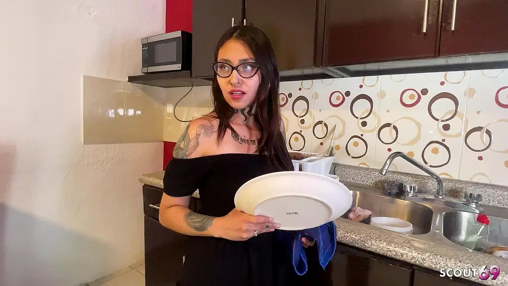 nymphomaniac crazy inked glasses latina step-sister let step-brother cum again in her face after creampie