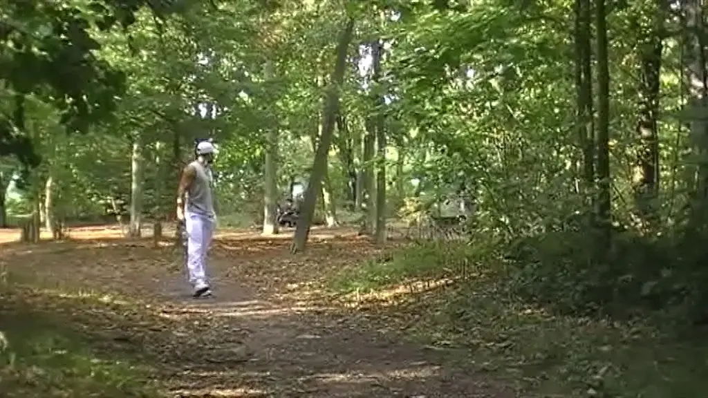 249 amazing risky exhib in cuirsing forest with sneaker domination