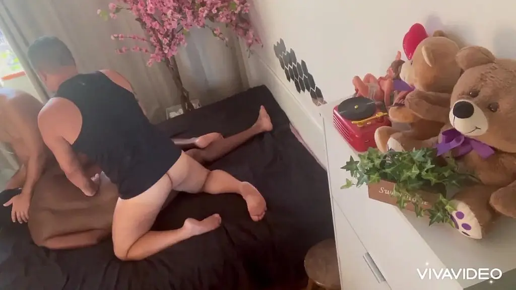 dei gostoso pra esses dois safados