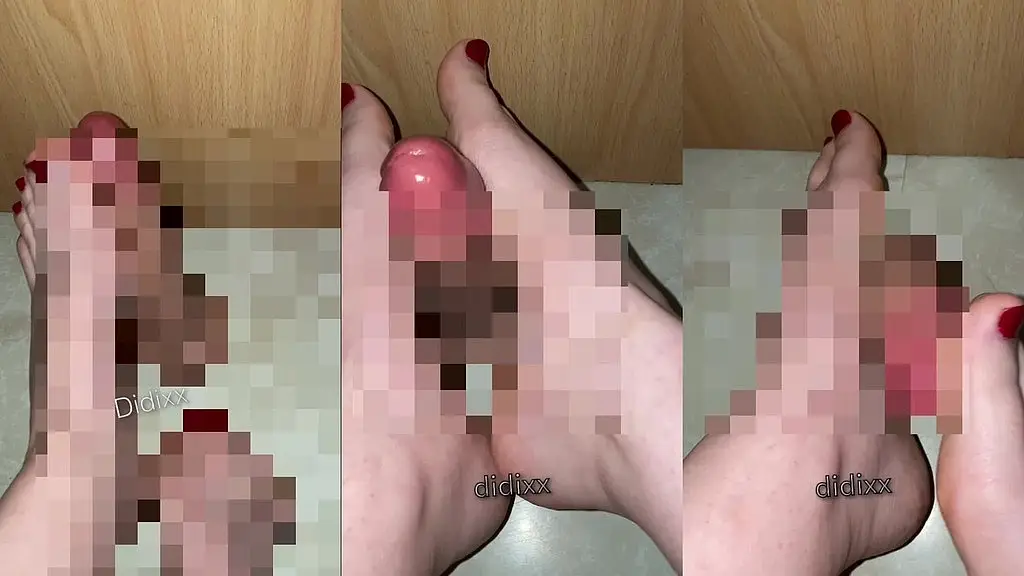 tu aime le footjob ? viens me demande en medias en t’abonnant tu en aura ...