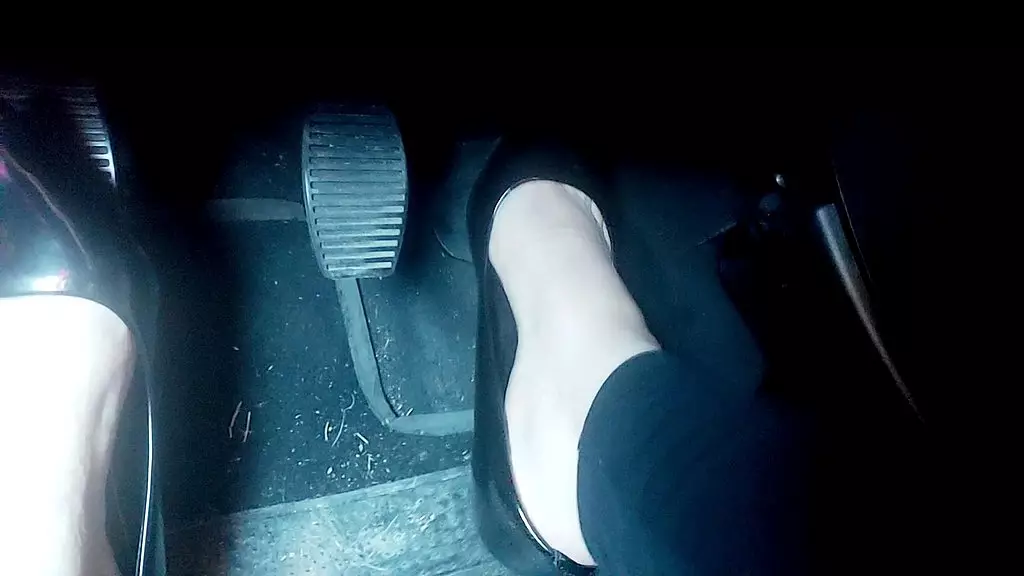 крути педали до предела на большой скорости