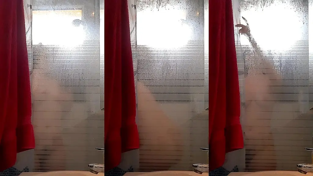 mes cheris la video sans floutage juste pour vous qui pour venir me frotter...