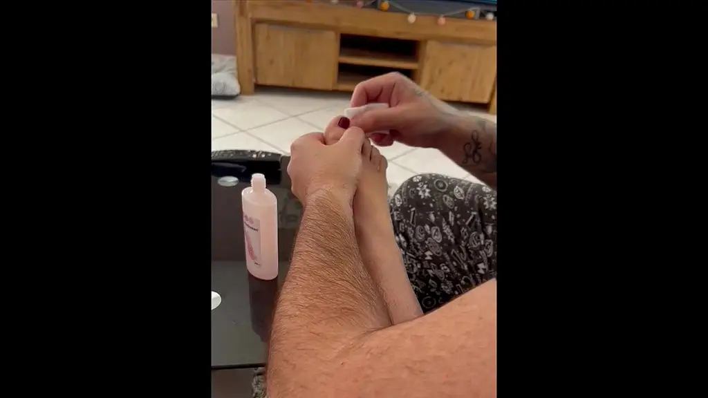 premiere video 100% fetichiste des pieds ! tu vas adorer et bien te ...