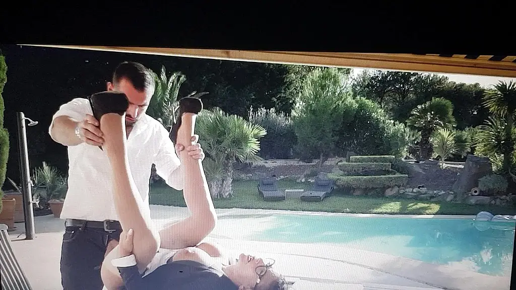 premiere partie...ma ptite video en mode comptable avec une bonne pipe et ...