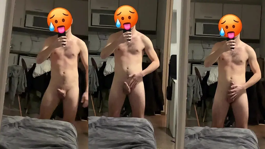 tu aimes me voir jouer avec ma queue ?