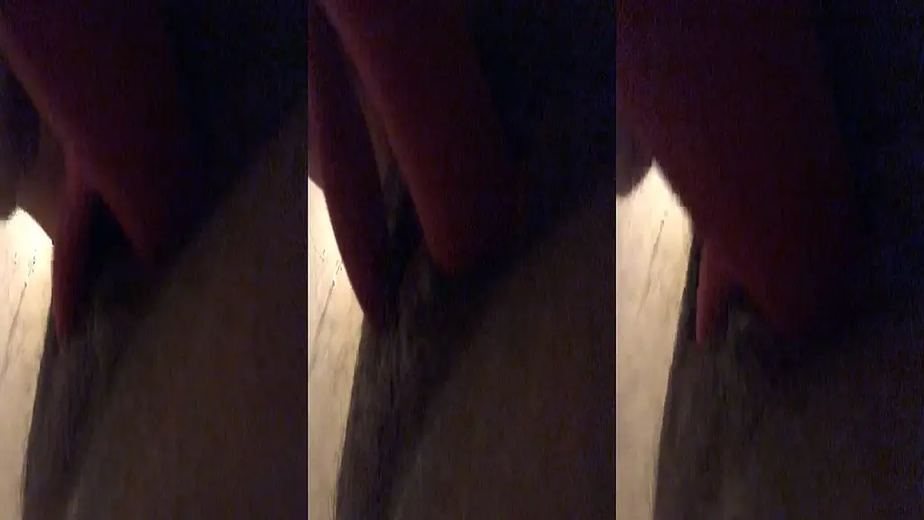 caresses avec le rabbit rose