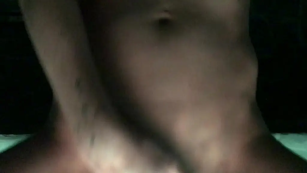 debut de masturbation...hummmmm