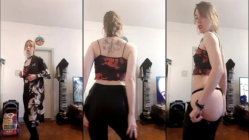 kiff moi. devore moi. venere moi