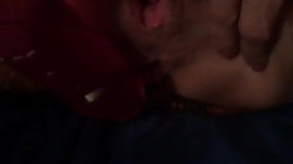 mi masturbo con due dildosi masturba giocando con i suoi buchi