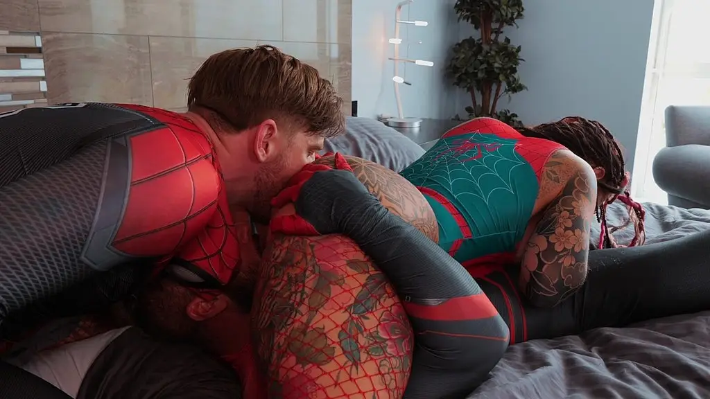 two spiderman vs. tattooed babe mandi cat