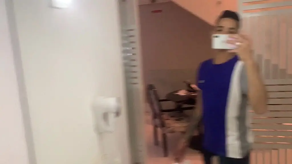 cafucu sentando na rola do namorado. - completo