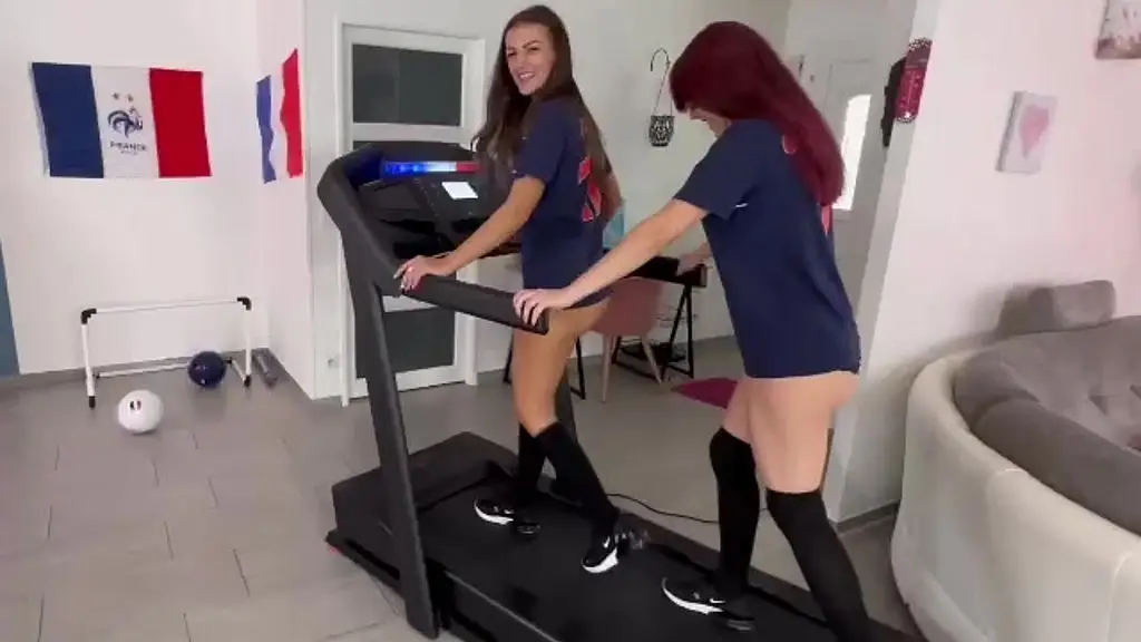 theme football seance d’echauffement @lylou_glams_