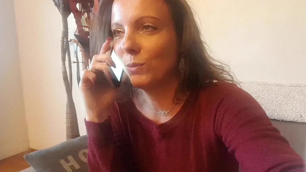 en attendant nicomon copain nico me telephone pour venir me baiser. toute ...