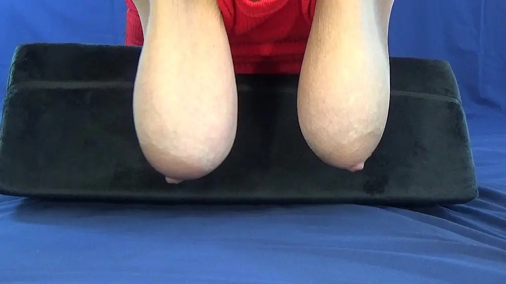 adult saggy boobs close up