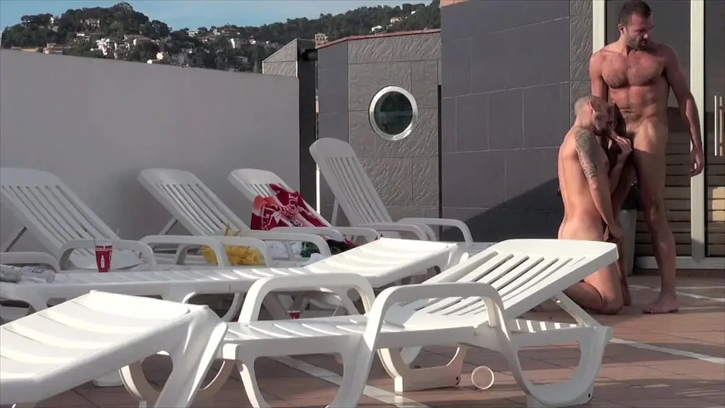 719 muscle arab naked outdoor with a gay