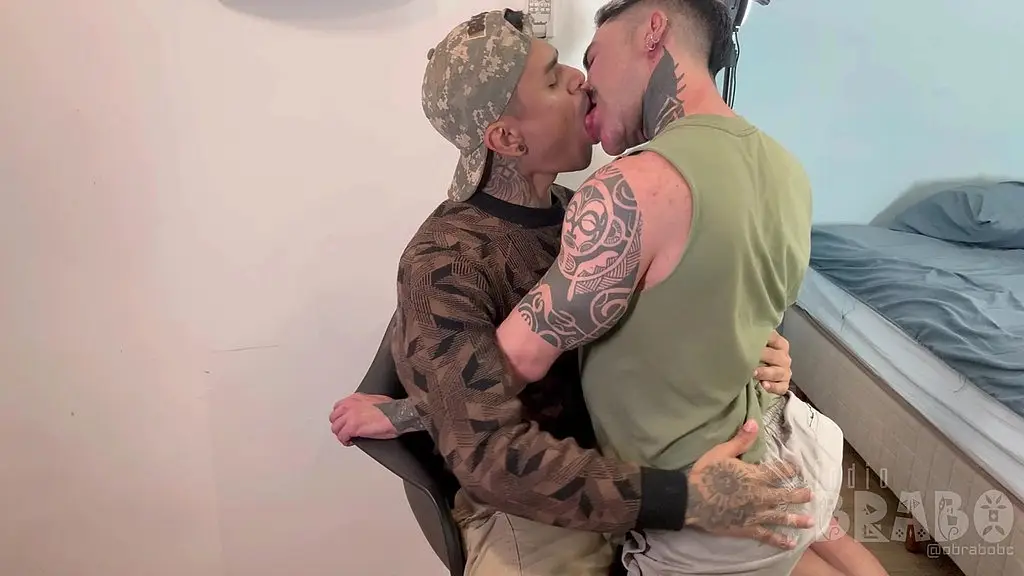 leitando o puto musculoso