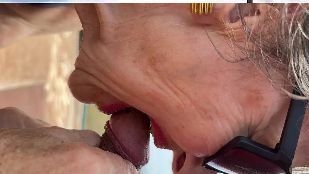 we found this round bench at the top of a hill in a park and decided to fuck on it