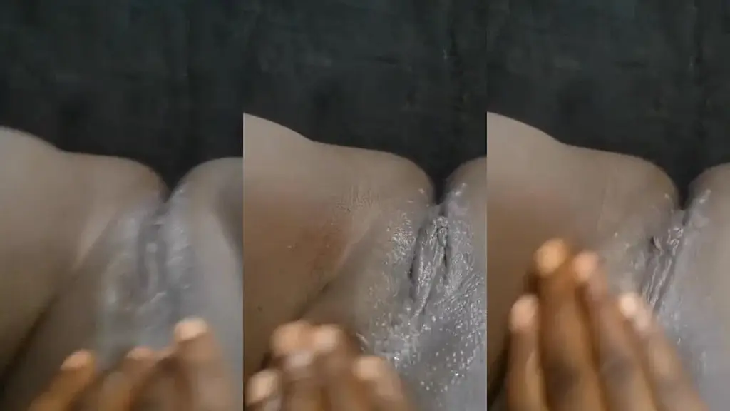 my landlady sent me her toto in the morning bcose she want my dick