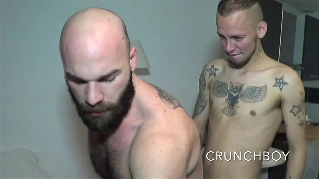 2433 bear boy fucked bareback by latino twink