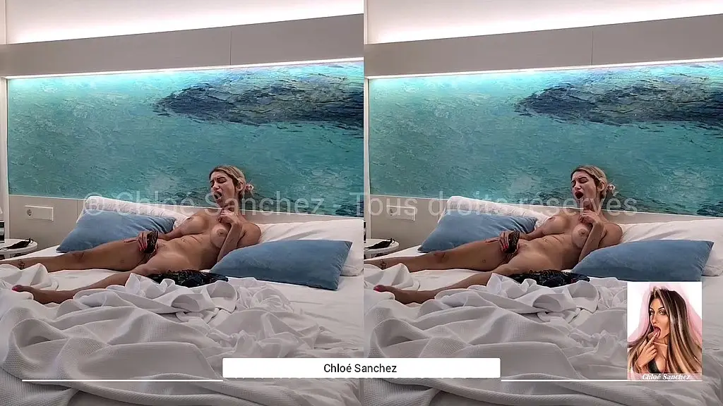 2 chloe rien que pour toi !!!!je me caresse et me fait jouir pour toi pendant...