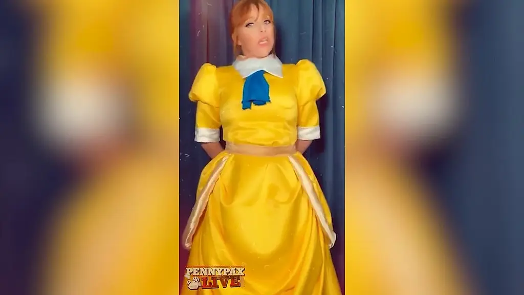 beauty! redhead penny pax dildo fucks herself in role playing session!