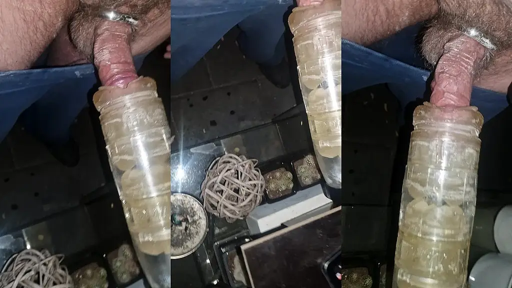 m4rkus77cgn - update #10 - m4rkus77 fucks fleshlight outdoors und fills it with hot cum