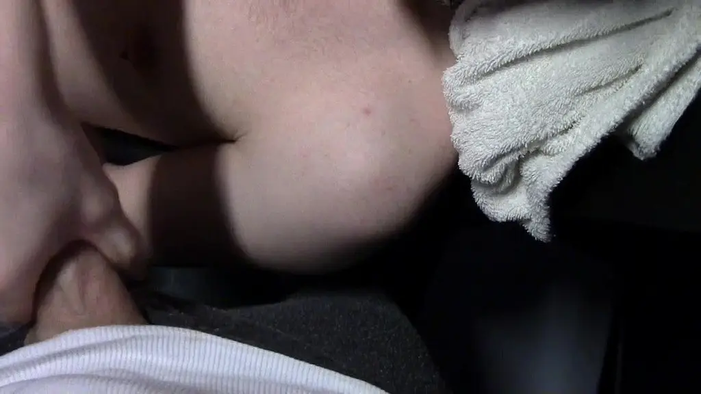 mec de cite baise barebac par vieux pervers sur un slingmec de cite passif ...