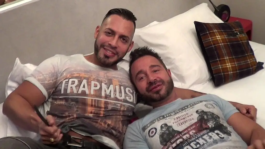 martin mazza se fait doser par la pornstar viktor rom