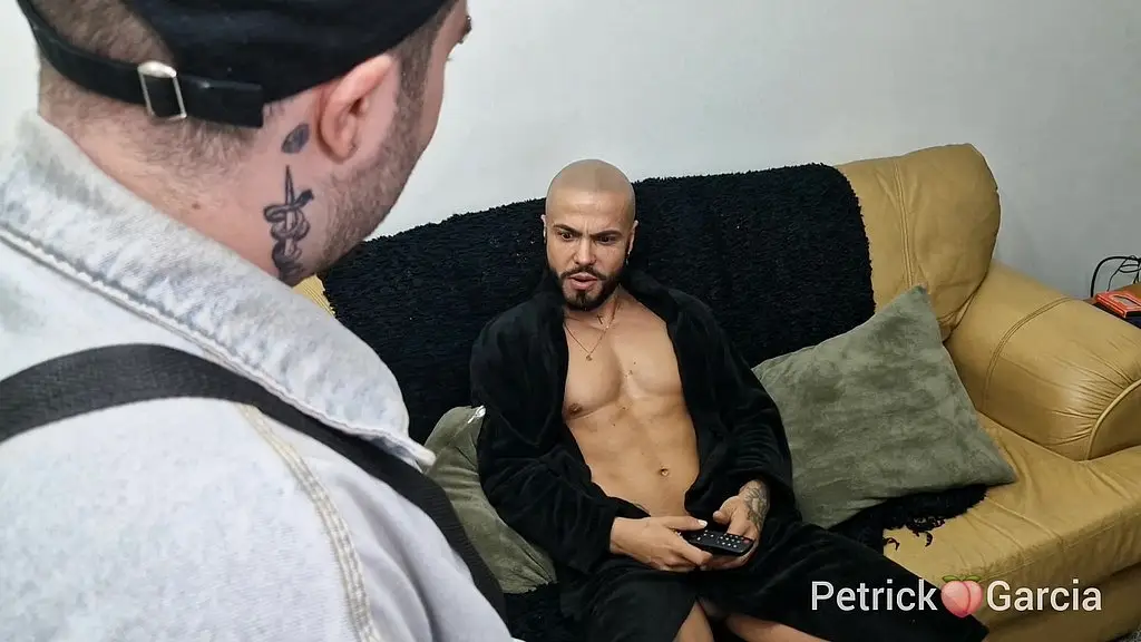 ele levou o beck e ainda comi o seu cuzinho