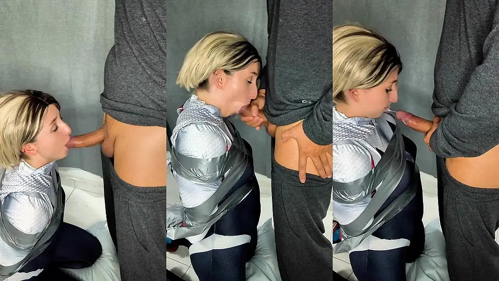 spidergwen es amarrada para dar un oral deliciosa