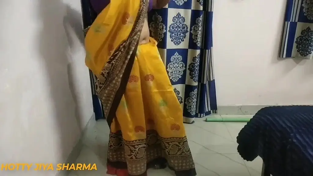 poor desi servant fucked by the house owner