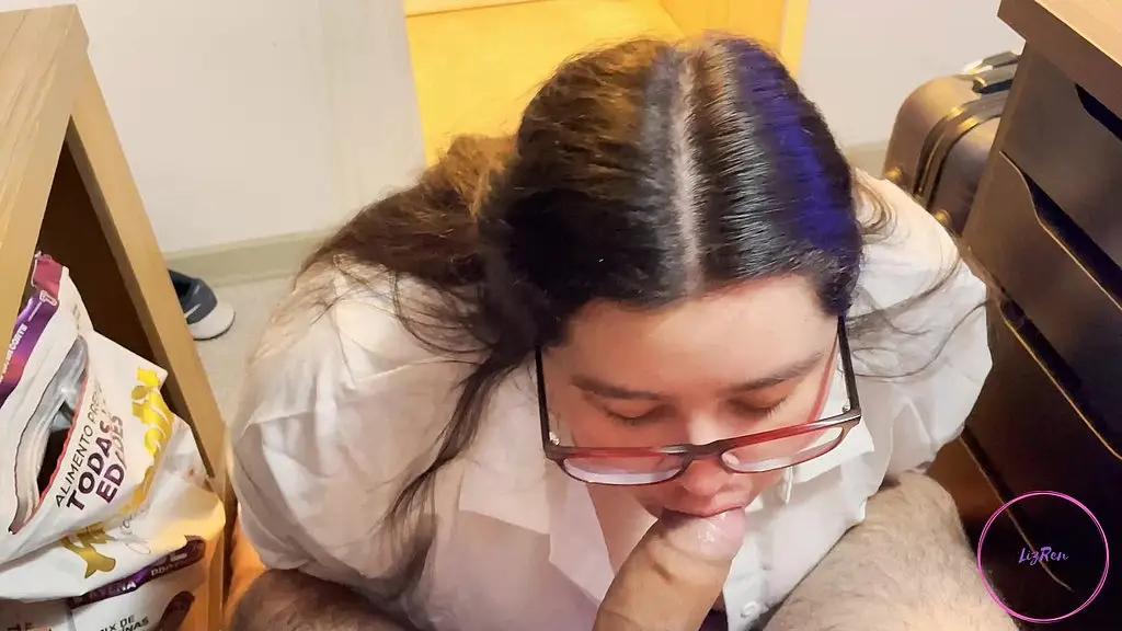 lizren - nos quedamos solos despues del trabajo en la oficina