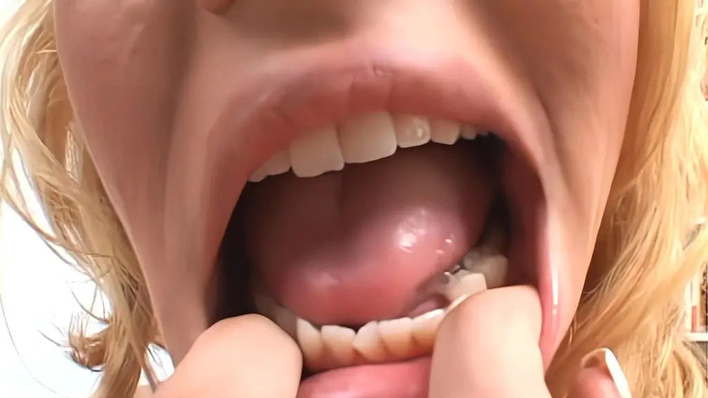 she loves riding on top so she can get an orgasm before sucking dick for a facial