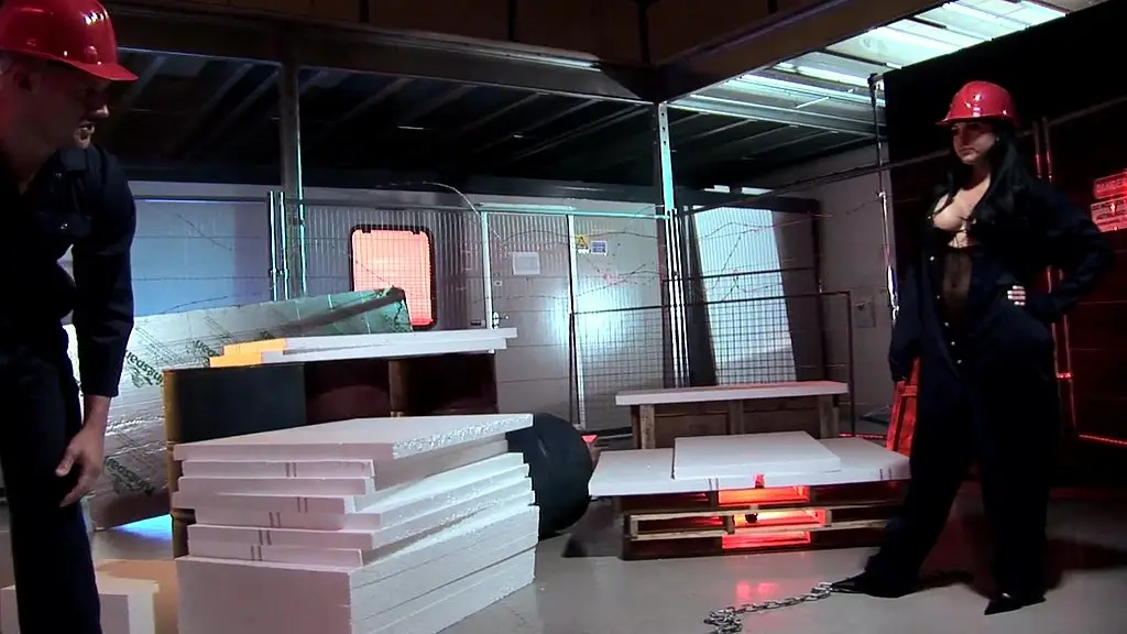 audrey bitoni gets fucked on the construction site