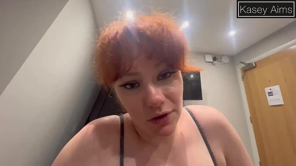 posh british girl gets deep creampie from daddy