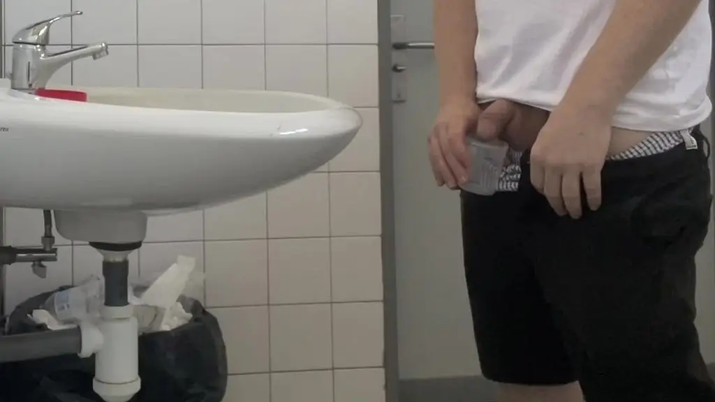 taking a urine sample in hospital toilets