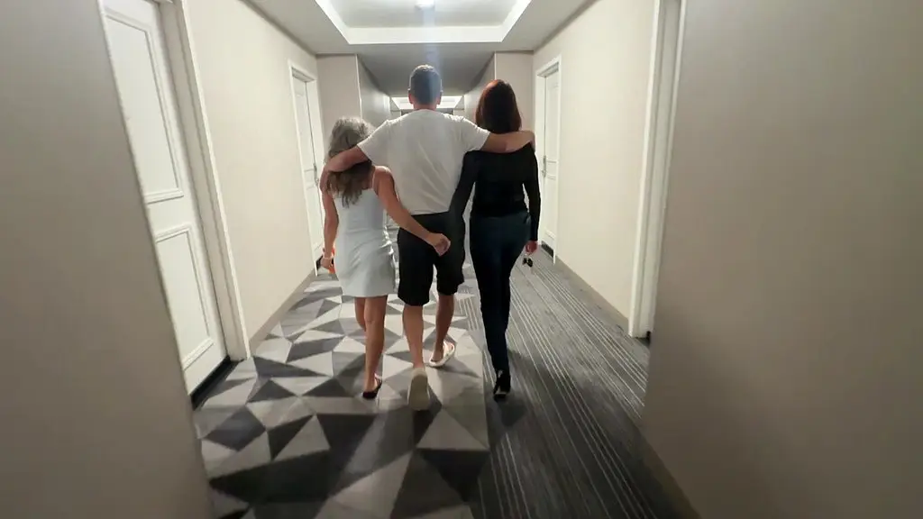 foursome full 38 min hot foursome fmfm cumshot