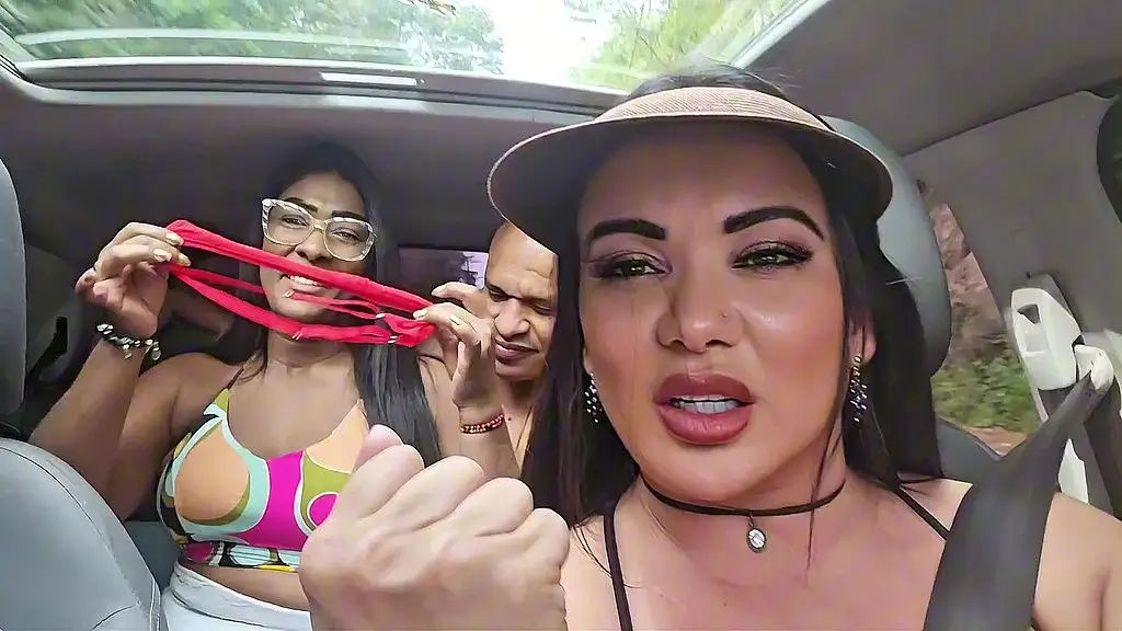 corrida com um casal liberal parei o carro para uma sacanagem