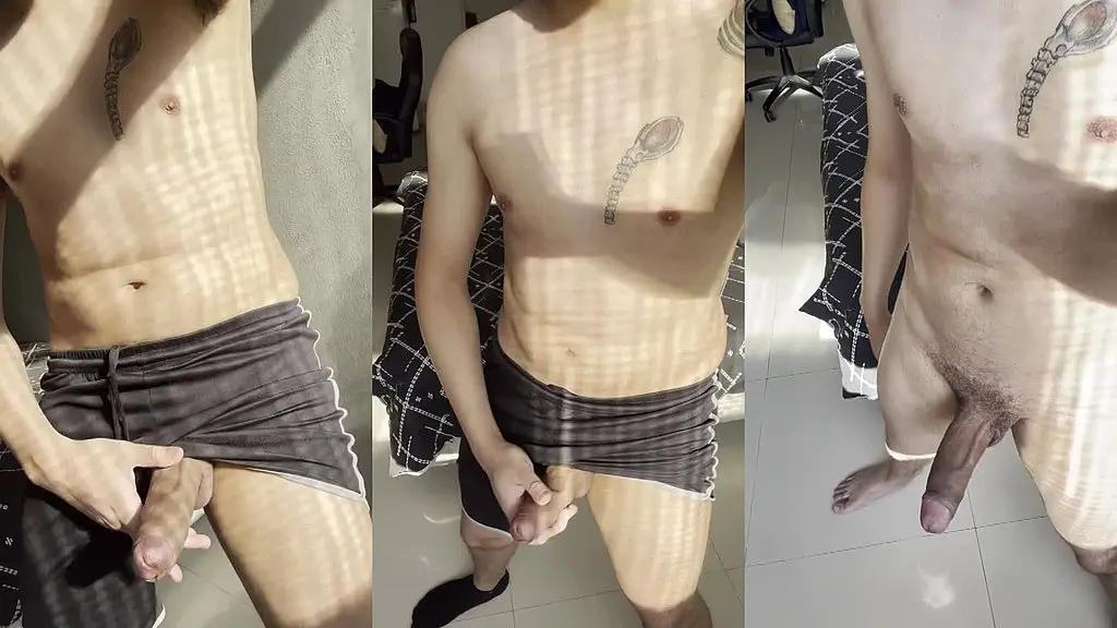 tomando aquele solzinho esperando voce vir tomar leitada na boquinha