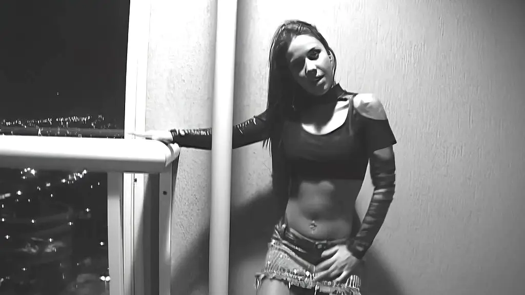 you can bet when she is done with all the sucking, fucking and assing she gives this guy...