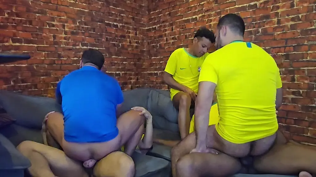 fui assistir o jogo da selecao com os parceiros e nem vimos o segundo tempo - parte 02